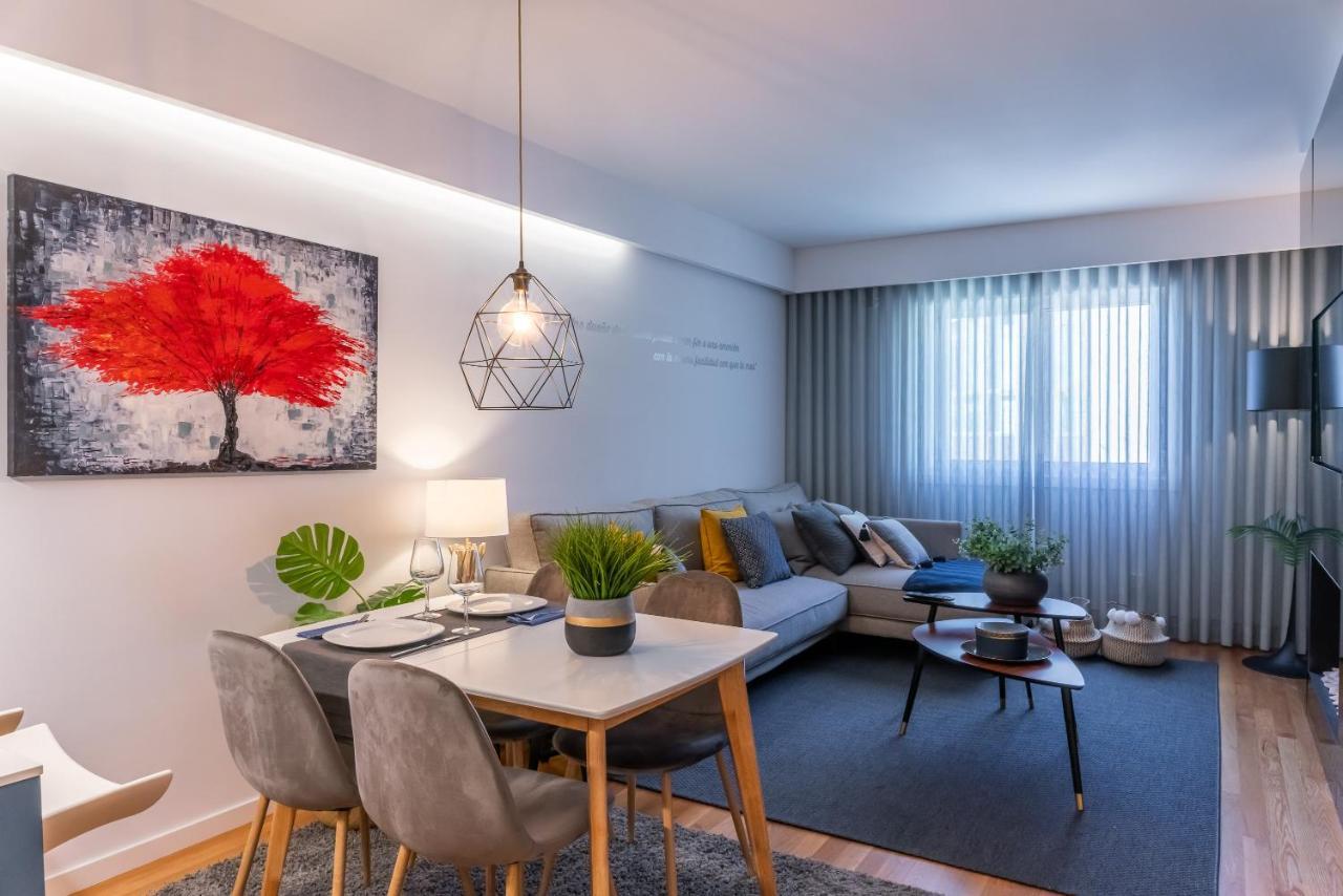 וילאגרסיה דה ארוסה Impresionante Apartamento En Plaza De Galicia מראה חיצוני תמונה